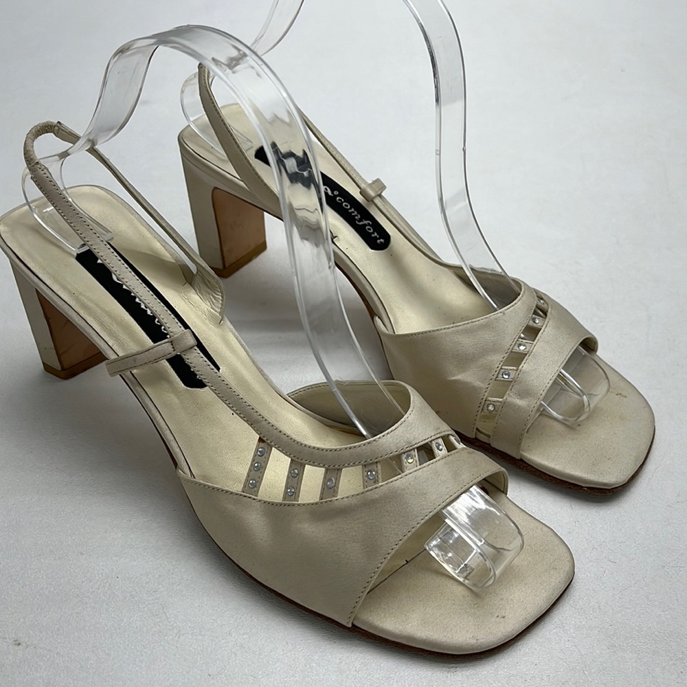 Nina Comfort Cream Champagne Rhinestone Satin Heels Mother of Bride Size 10 M